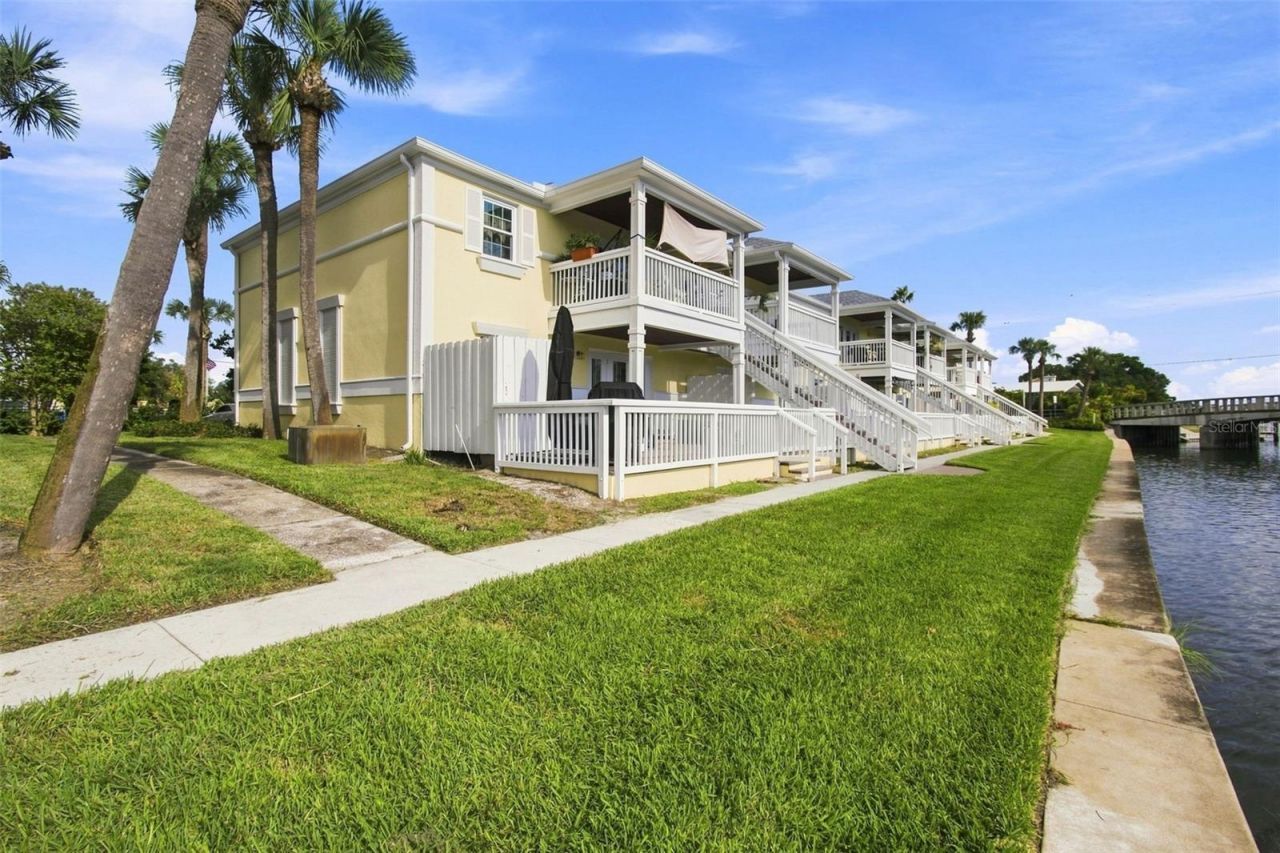 3889 Pompano Drive Se, Unit A, Saint Petersburg, FL 33705 Photo