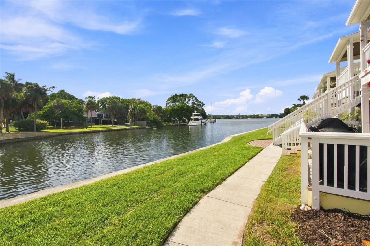 3889 Pompano Drive Se, Unit A, Saint Petersburg, FL 33705 Photo