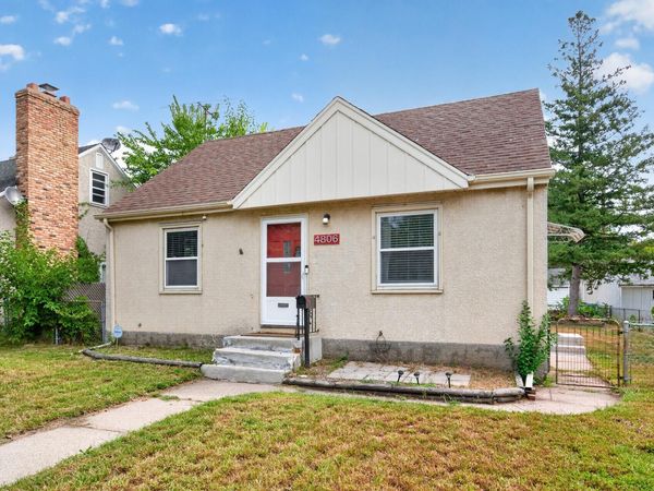 4806 Fremont Avenue N, Minneapolis, MN 55430