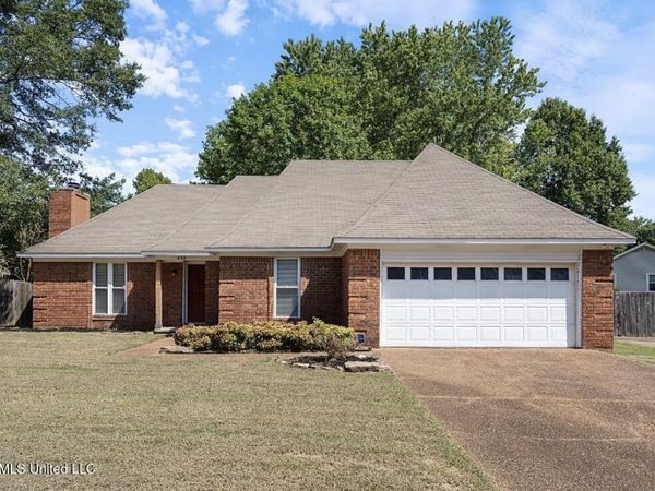 838 Cloverleaf Drive, Southaven, MS 38671