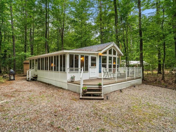 11 Pine Road, Wakefield, NH 03830