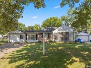 4668 Cornell Street , Dearborn Heights, Mi 48125