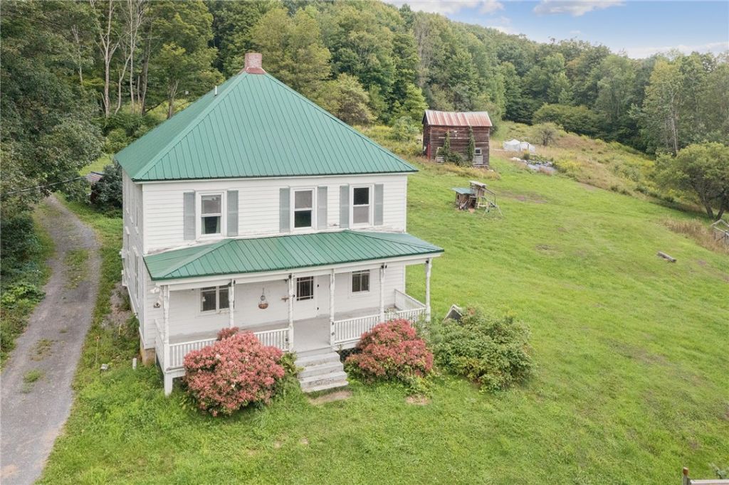 114 Vintonton Road , Fultonham, NY 12187 Main Photo
