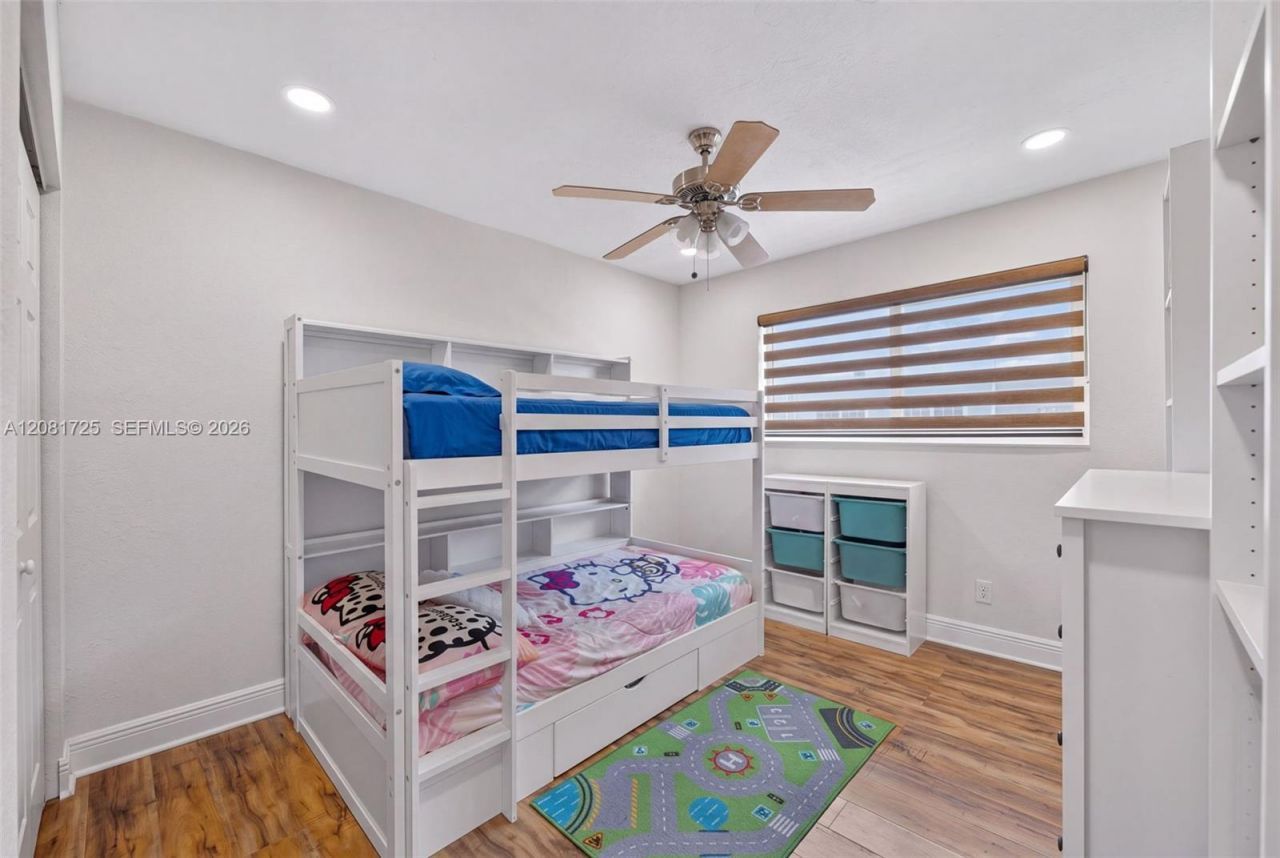 6965 W 2nd Way , Hialeah, FL 33014 Photo