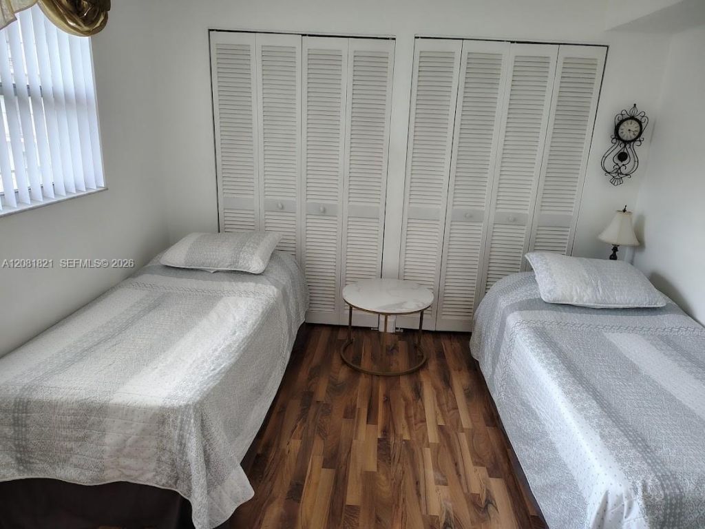 201 178th Dr , Unit 438, Sunny Isles Beach, FL 33160 Photo