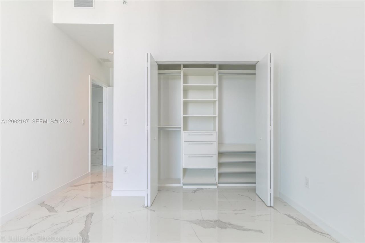 1300 S Miami Ave, Unit PH5101, Miami, FL 33130 Photo