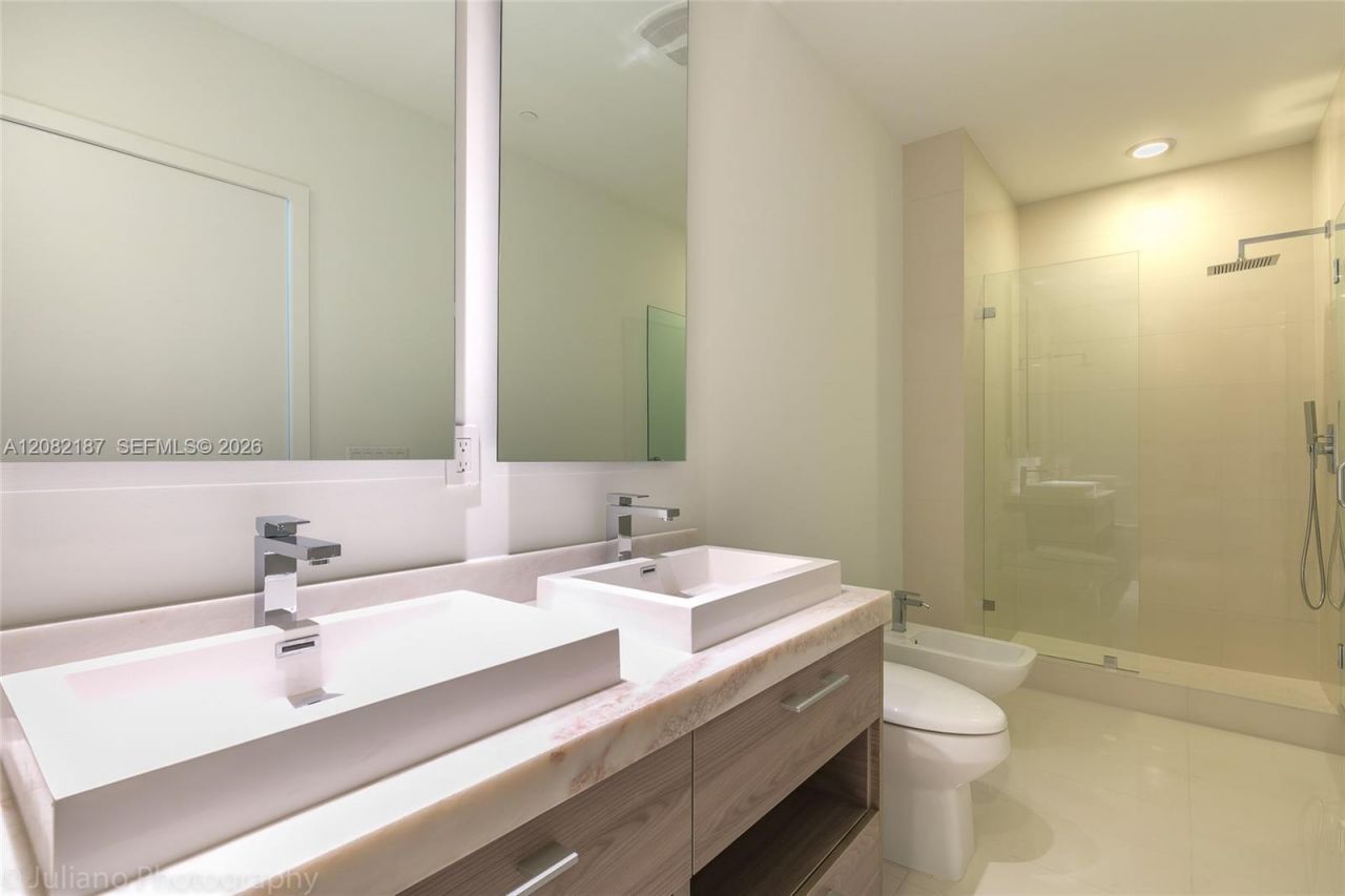 1300 S Miami Ave, Unit PH5101, Miami, FL 33130 Photo