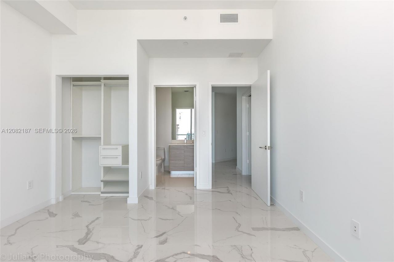 1300 S Miami Ave, Unit PH5101, Miami, FL 33130 Photo