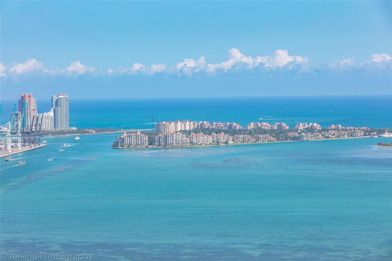 1300 S Miami Ave, Unit PH5101, Miami, FL 33130 Photo