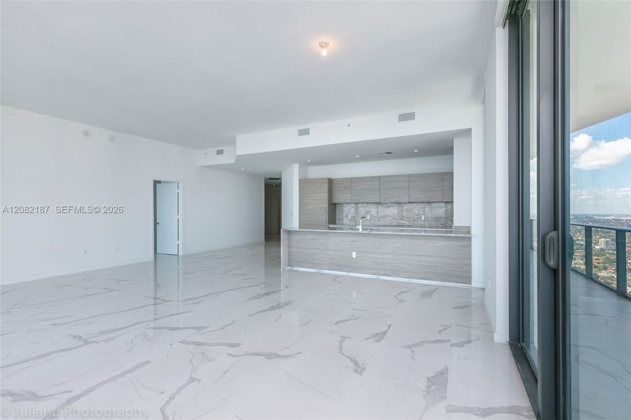 1300 S Miami Ave, Unit PH5101, Miami, FL 33130 Photo