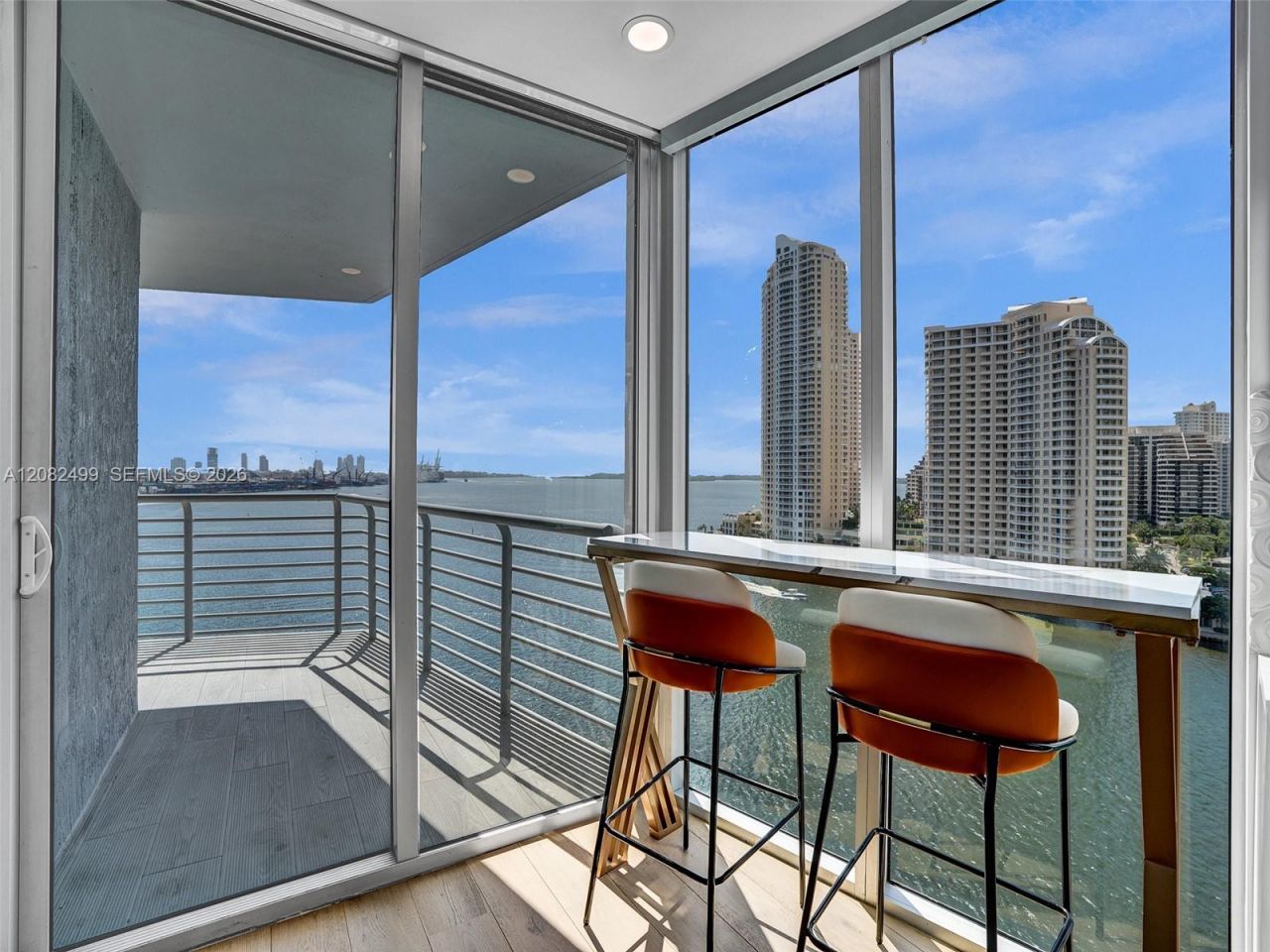 325 S Biscayne Blvd, Unit 1423, Miami, FL 33131 Photo