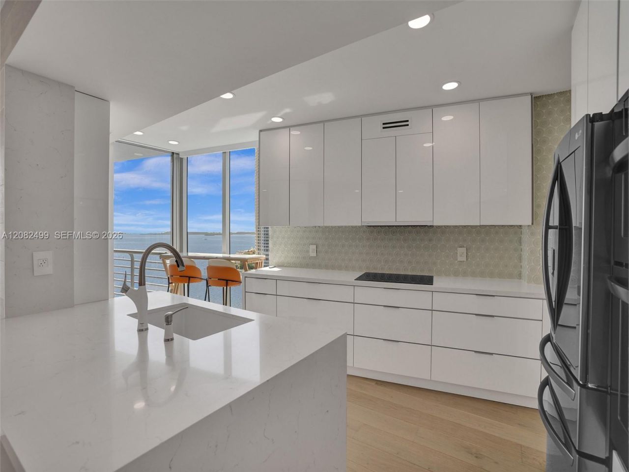 325 S Biscayne Blvd, Unit 1423, Miami, FL 33131 Photo
