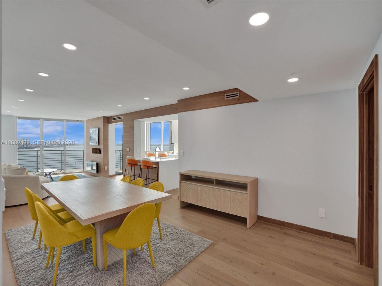 325 S Biscayne Blvd, Unit 1423, Miami, FL 33131 Photo