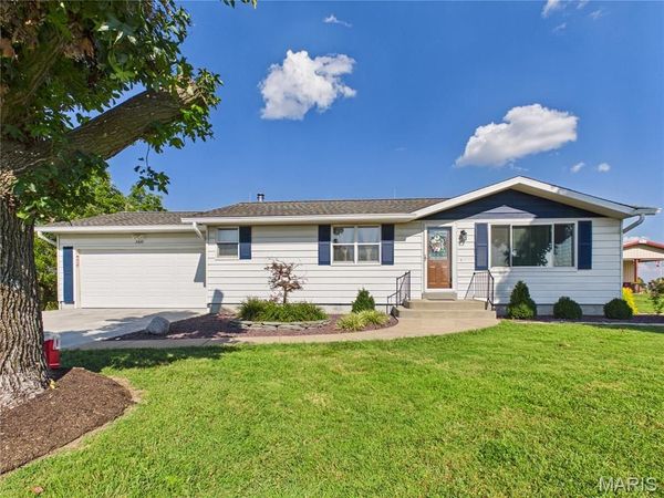 5849 N Highway 51 , Perryville, MO 63775