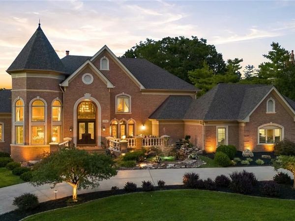 12947 Sunset Bluff Court, Sunset Hills, MO 63127