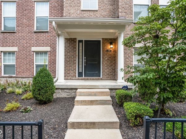 9556 Oakley Drive, Indianapolis, IN 46260