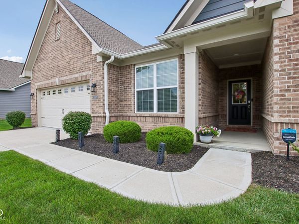 5280 Chambers Court, McCordsville, IN 46055
