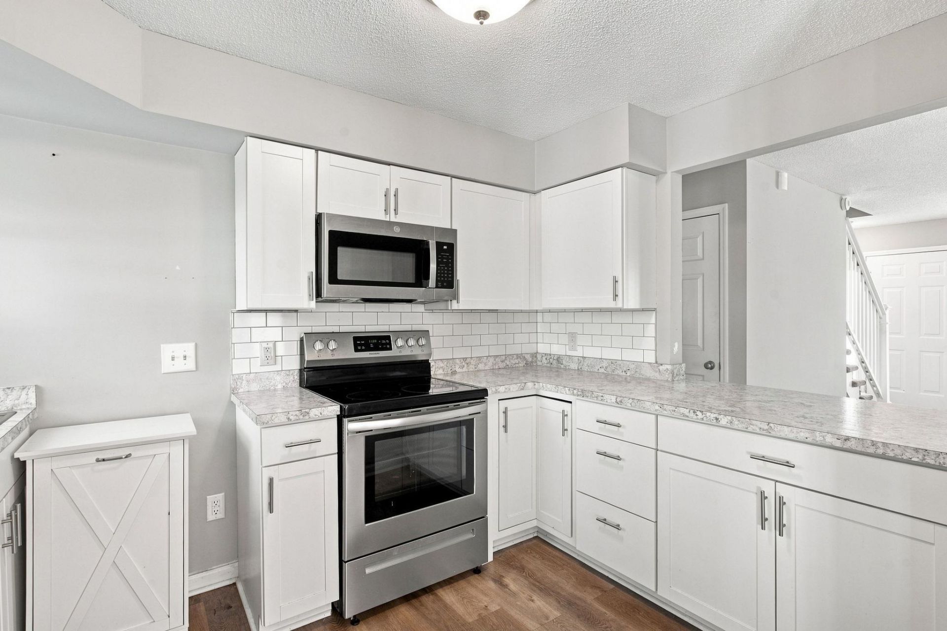 135 Williamsburg Dr.  Photo 10