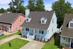135 Williamsburg Dr.  photo 4