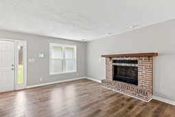 135 Williamsburg Dr.  photo 4