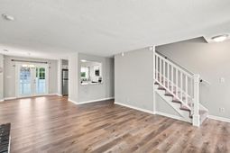135 Williamsburg Dr.  photo 4