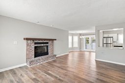 135 Williamsburg Dr.  photo 4