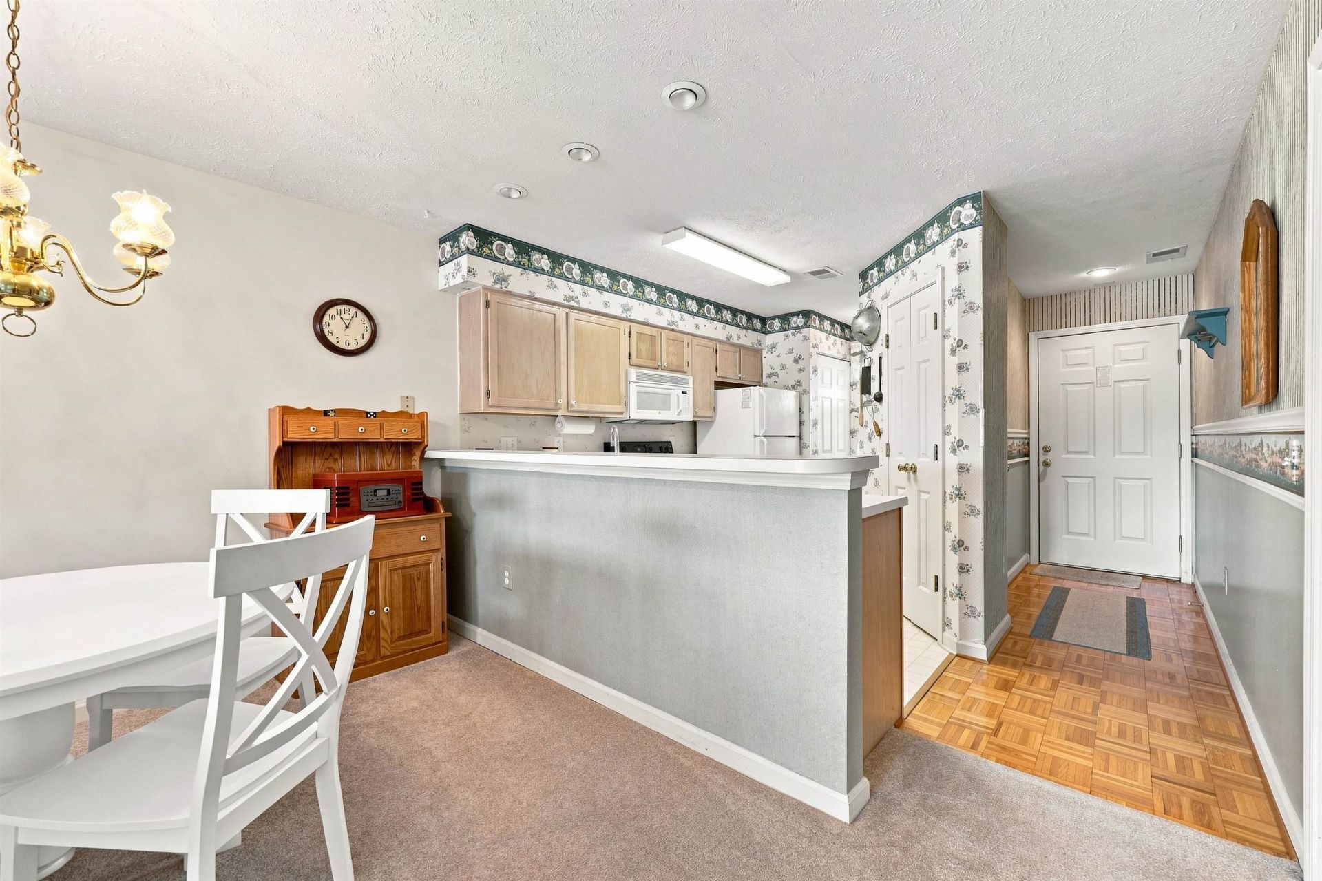 616 Waterway Village Blvd.  Photo 8