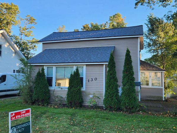 130 E Sycamore Street, Wayland, MI 49348