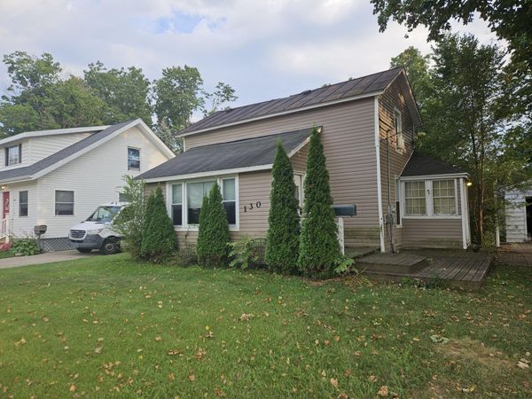 130 E Sycamore Street, Wayland, MI 49348
