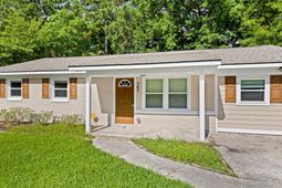 305 Elliott Drive photo 4