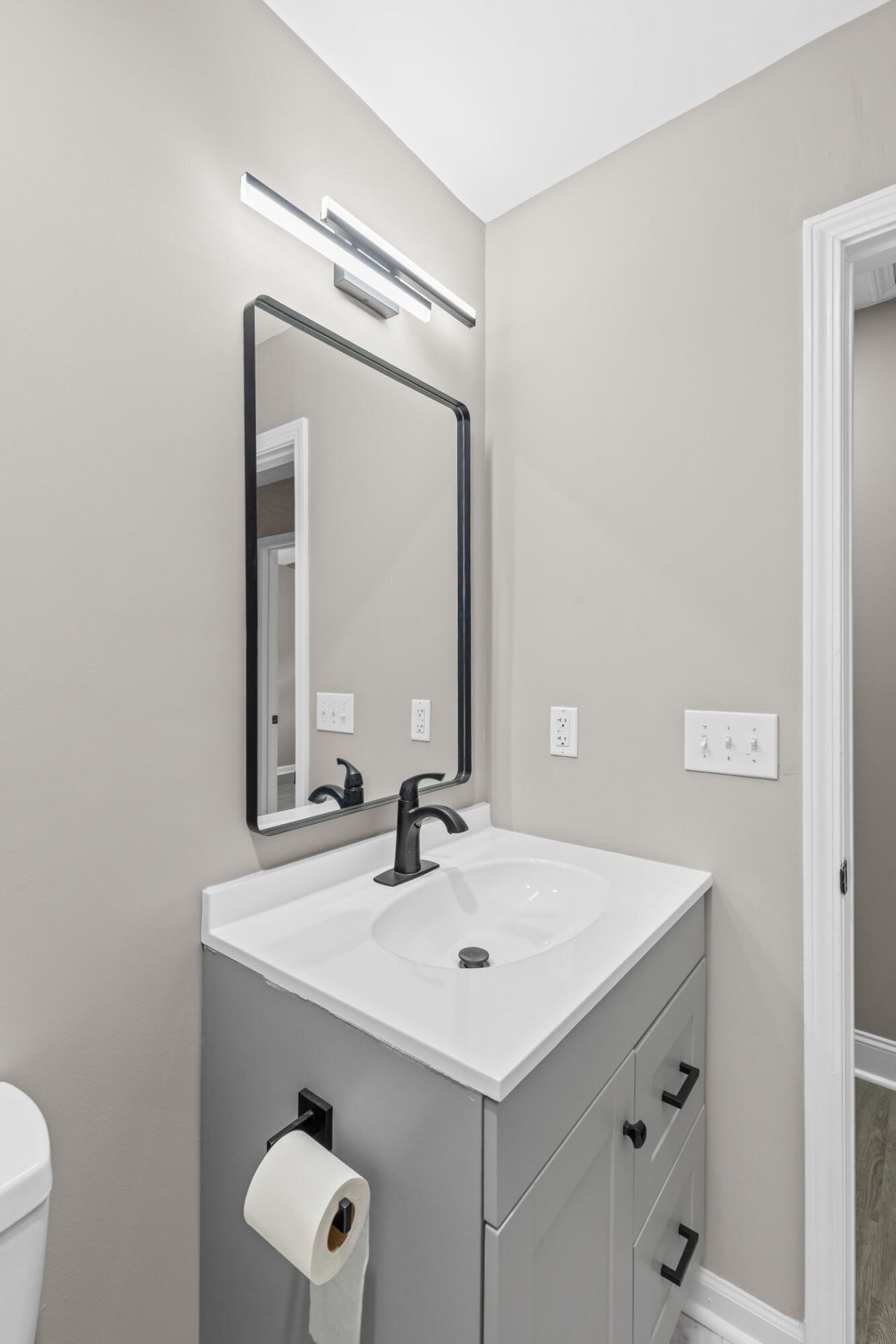 305 Elliott Drive Photo 21