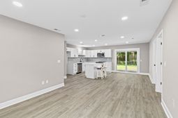 305 Elliott Drive photo 4