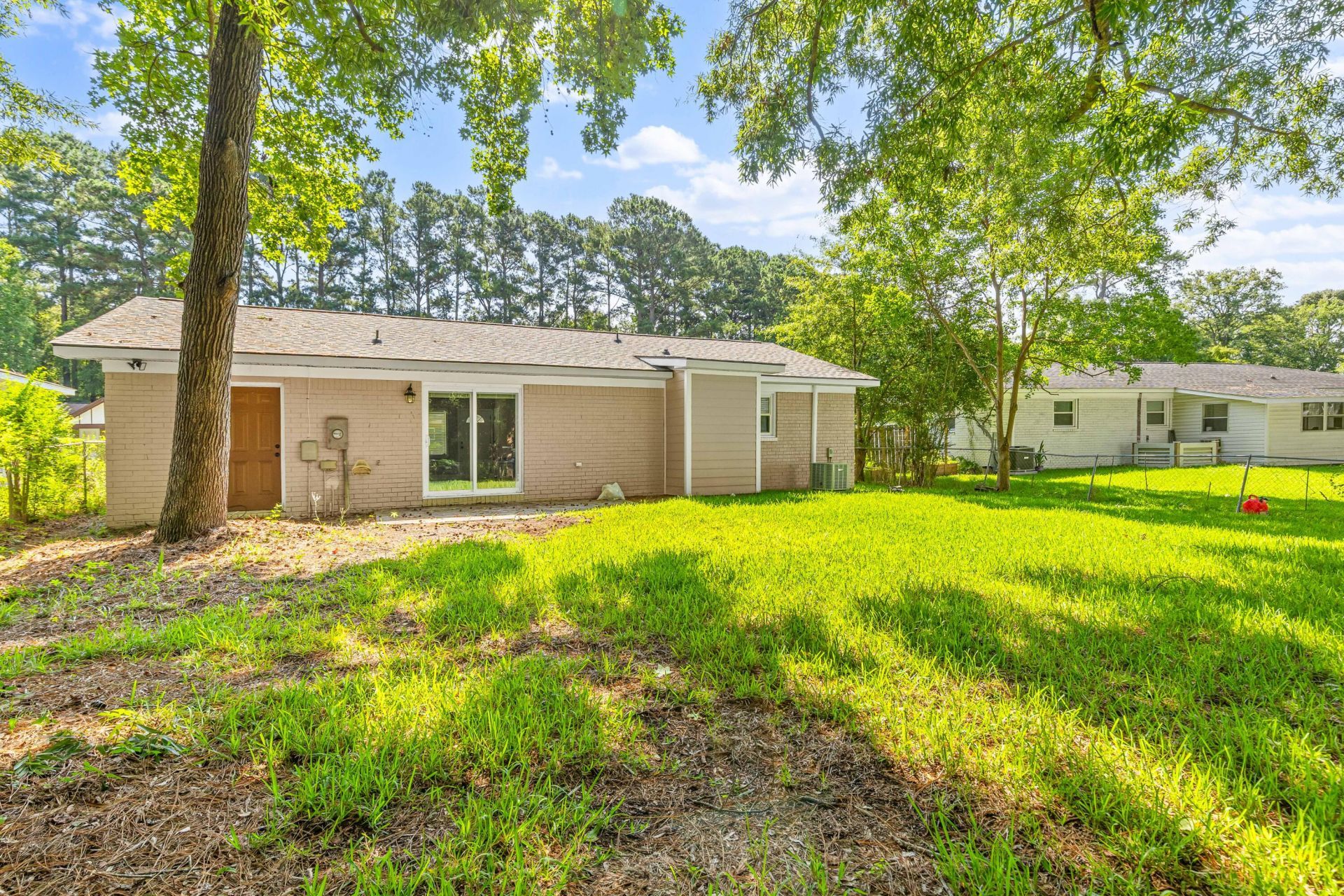 305 Elliott Drive Photo 35