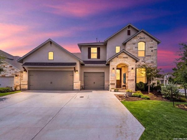 101 Valencia, Boerne, TX 78006