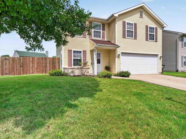 9501 Golden Oak Drive, Fort Wayne, IN 46835
