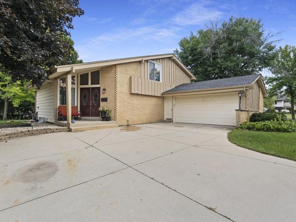 6074 Thornapple LANE, Greendale, WI 53129