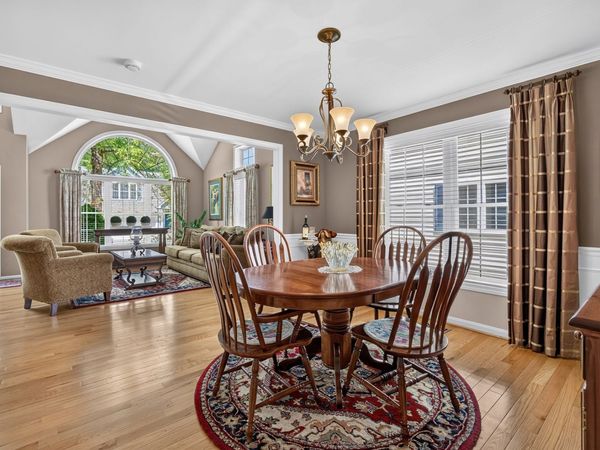 55 Windemere Circle, Unit 16, Tyngsborough, MA 01879