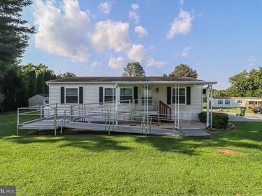 123 WHITE TAIL LANE, WINDSOR, PA 17366
