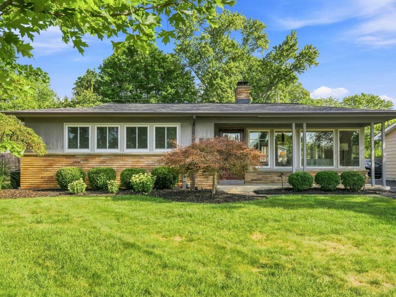 1950 Langham Road, Upper Arlington, OH 43221 Photo 3