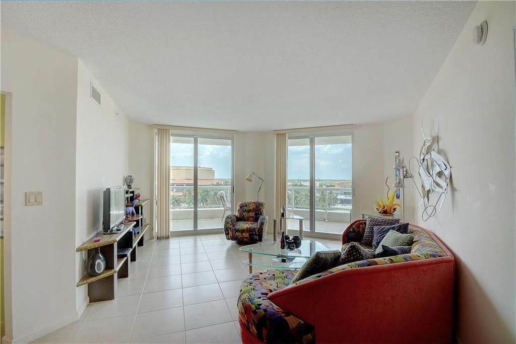 401 SW 4th Avenue, Unit 808, Fort Lauderdale, FL 33315 Photo