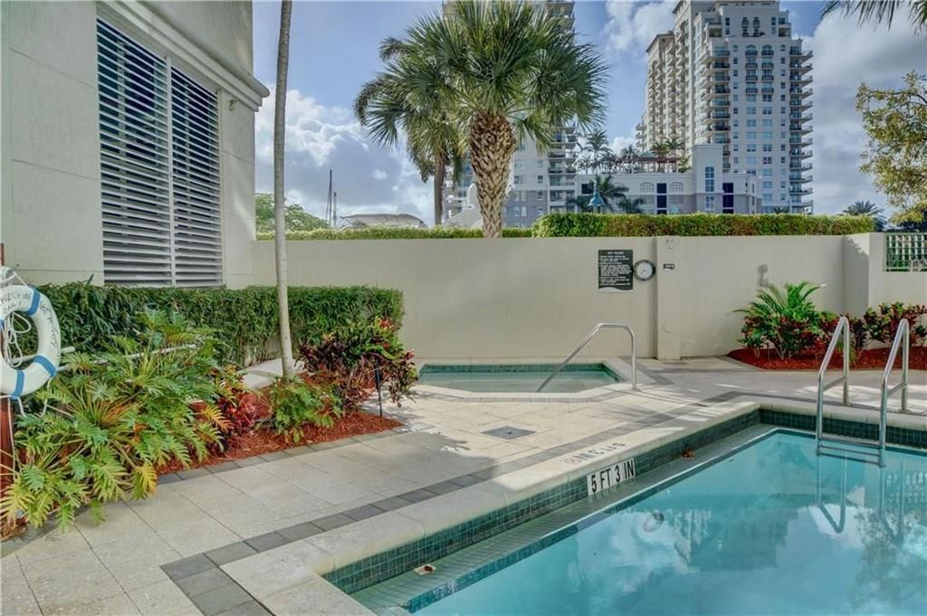 401 SW 4th Avenue, Unit 808, Fort Lauderdale, FL 33315 Photo