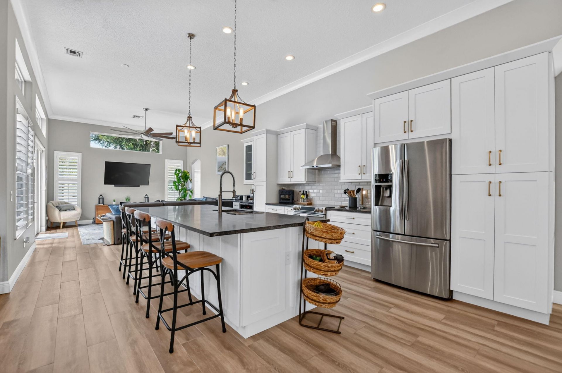 10 Lake Eden Drive, Boynton Beach, FL 33435 Photo
