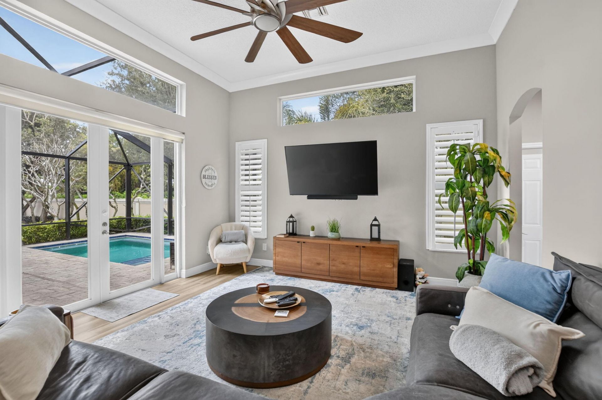 10 Lake Eden Drive, Boynton Beach, FL 33435 Photo