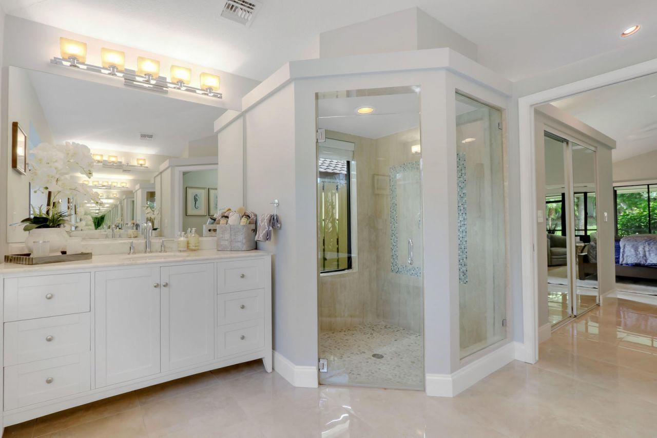 156 Thornton Drive, Palm Beach Gardens, FL 33418 Photo
