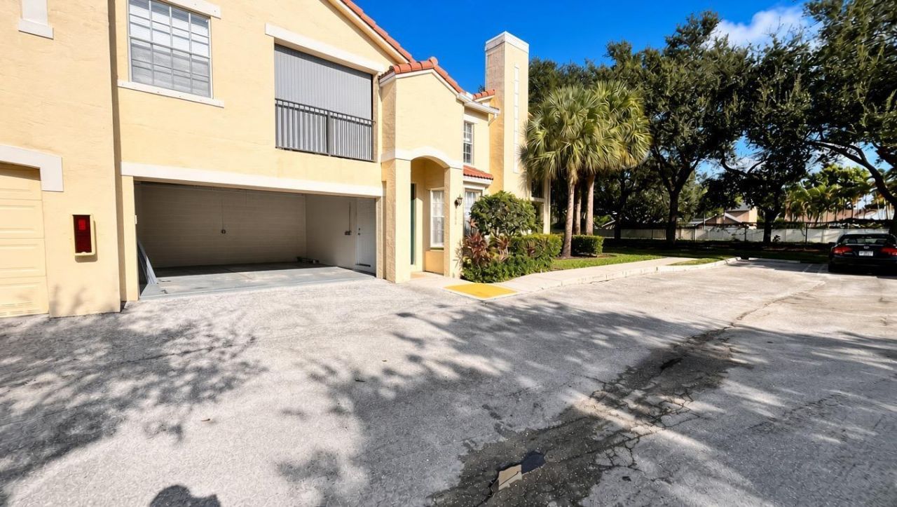 106 Belmont Place, Boynton Beach, FL 33436 Photo