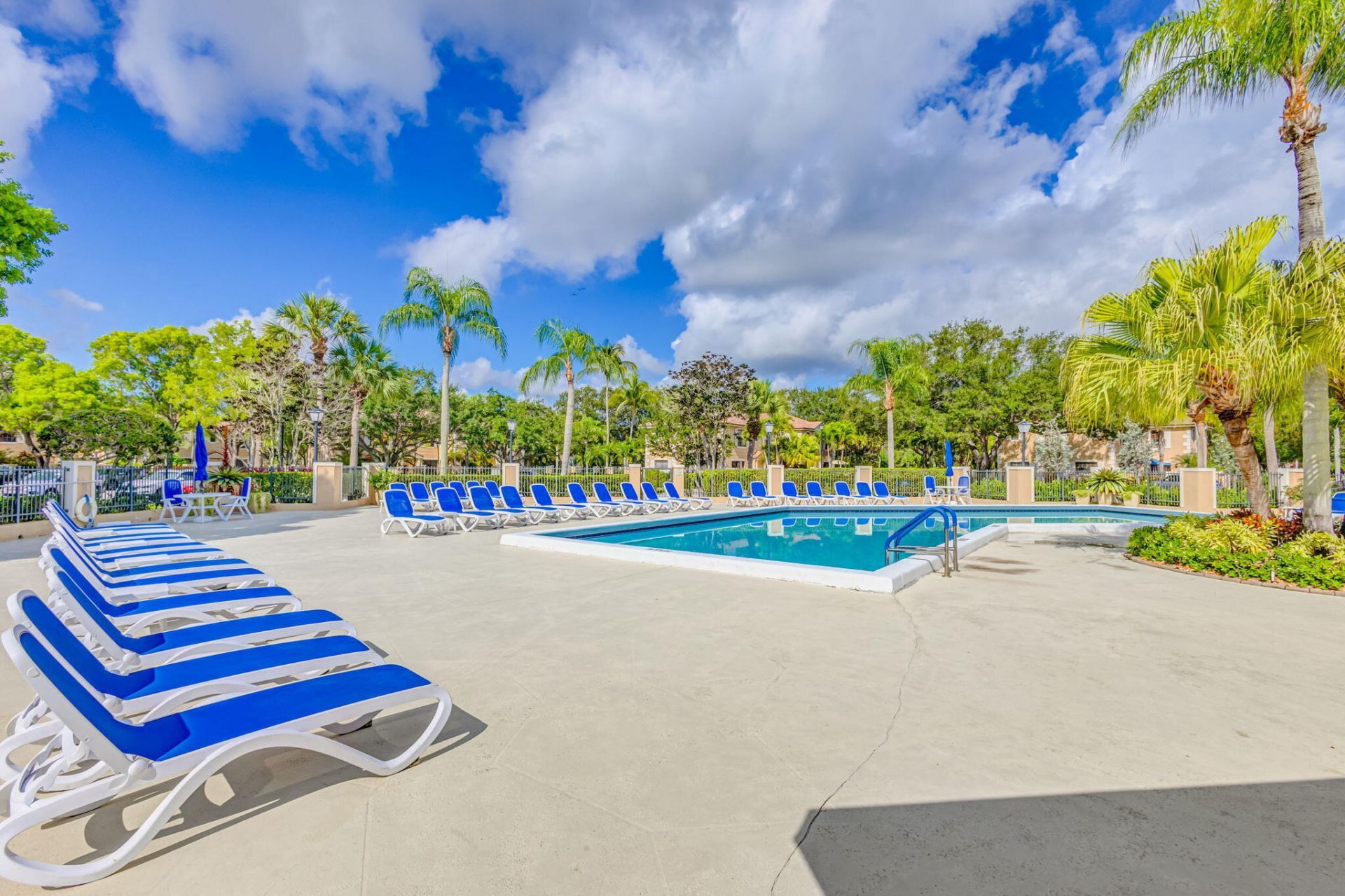 363 Prestwick Circle, Unit 1, Palm Beach Gardens, FL 33418 Photo