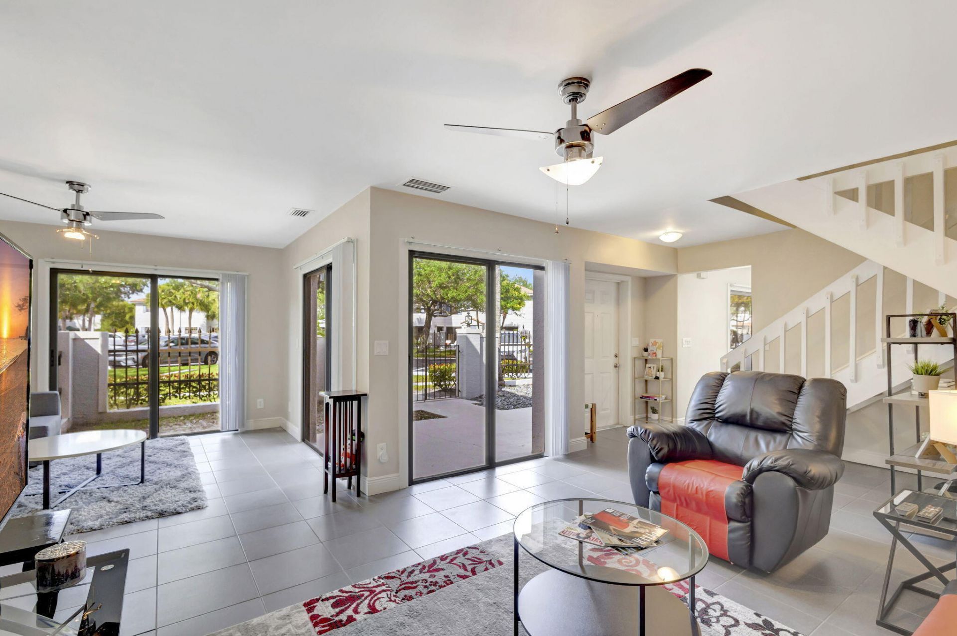 363 Prestwick Circle, Unit 1, Palm Beach Gardens, FL 33418 Photo