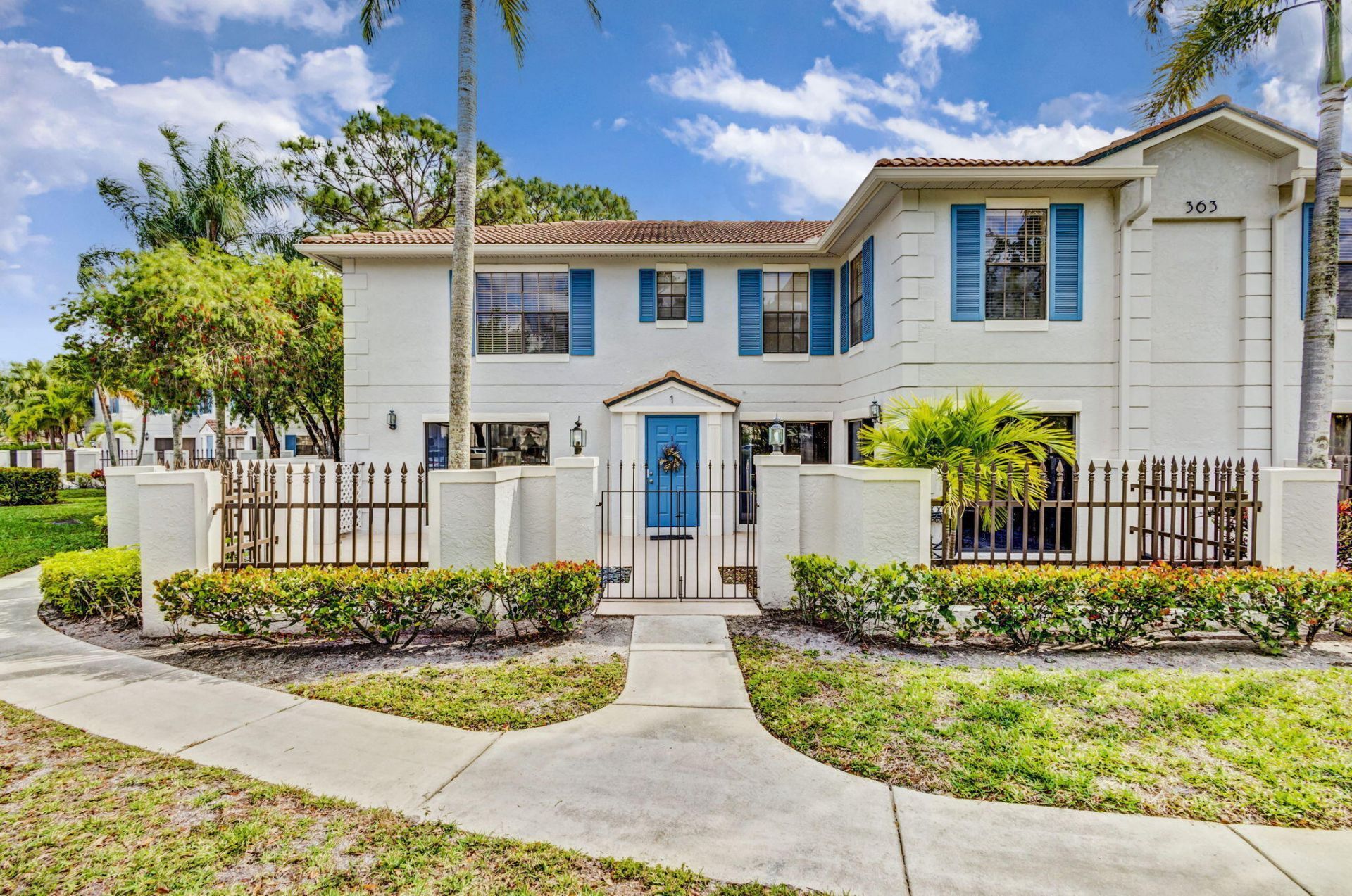 363 Prestwick Circle, Unit 1, Palm Beach Gardens, FL 33418 Photo