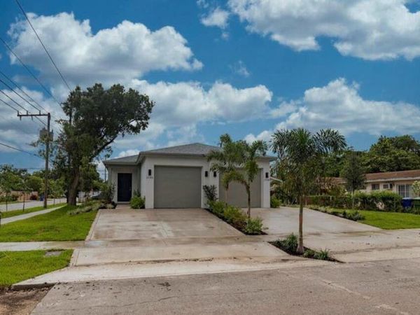 1140 NW 1st Avenue, Fort Lauderdale, FL 33311