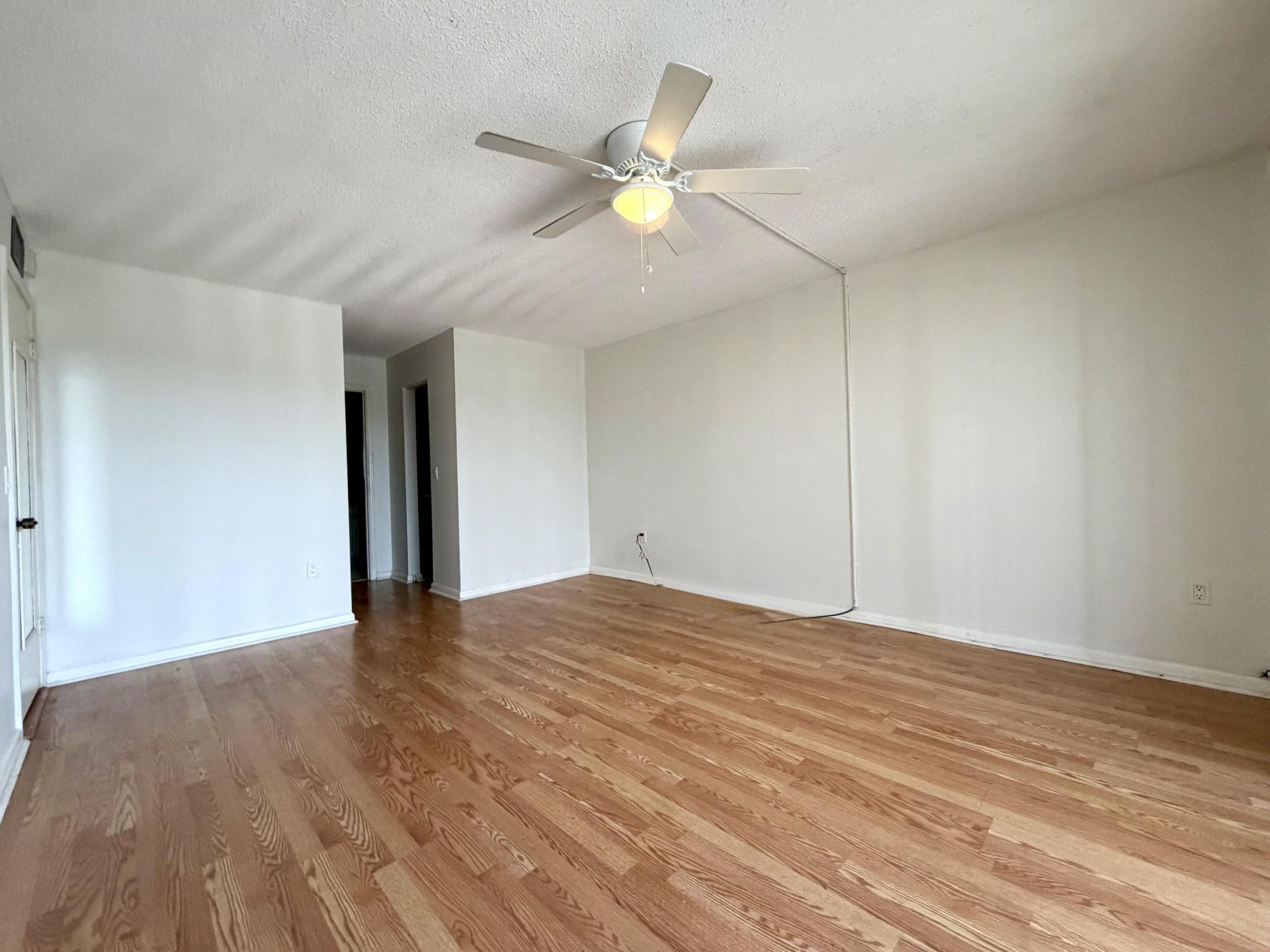 1502 S Lakeside Drive, Unit #401, Lake Worth Beach, FL 33460 Photo